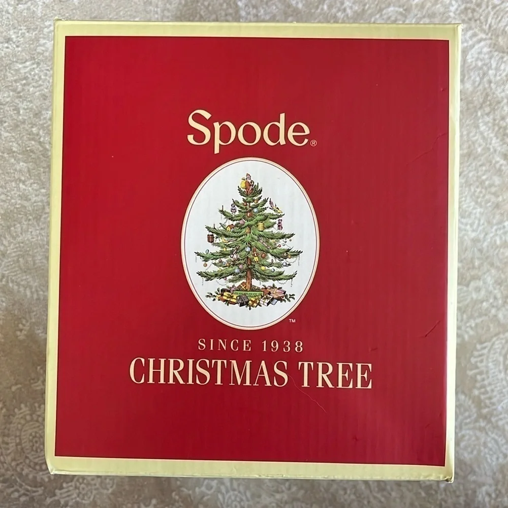 Brand New Spode Set of 4 Wine Glasses Christmas Tree 13 oz Festive Glassware